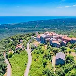 Poggio Villa Santa-Maria-Poggio (Corsica)