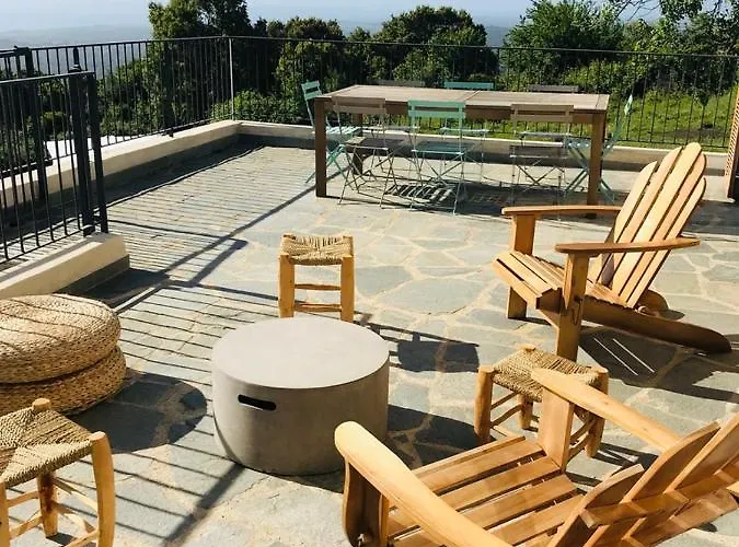 Villa Poggio Santa-Maria-Poggio (Corsica)